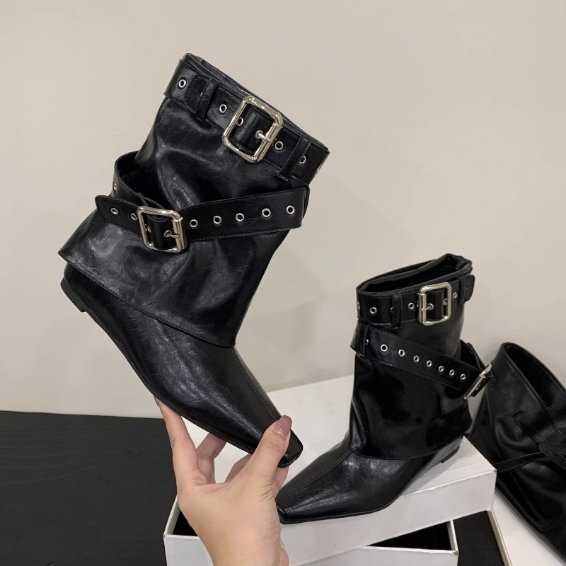حزام مشبك كم أحذية كعب منخفض 2 - مراجعة Soft Sole Booties وسعره