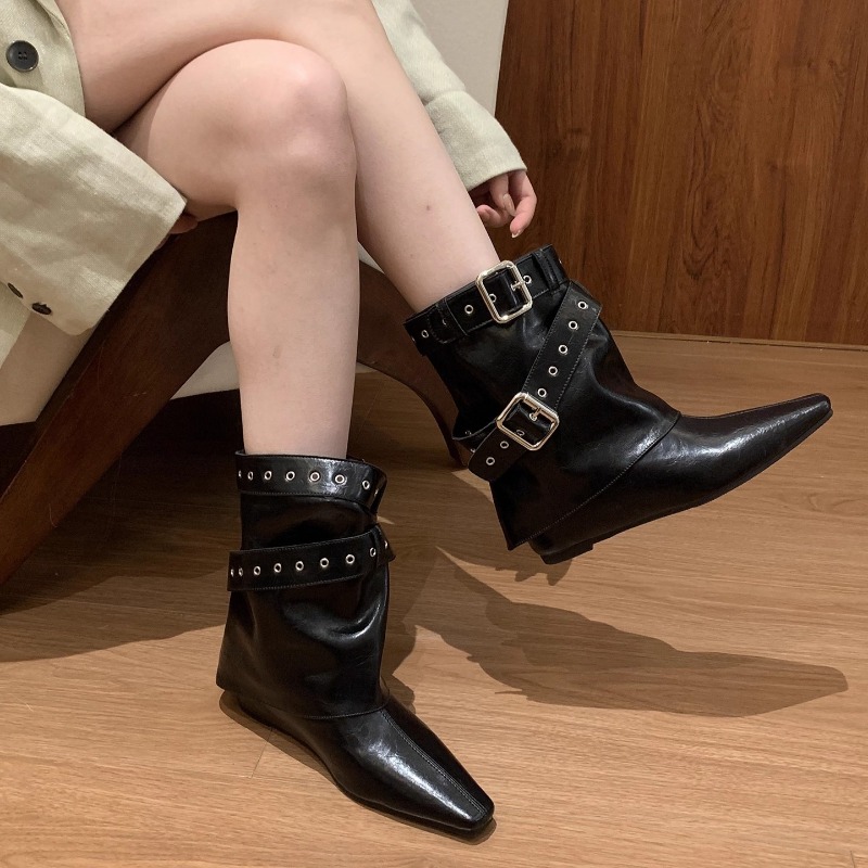 حزام مشبك كم أحذية كعب منخفض 2 - مراجعة Soft Sole Booties وسعره